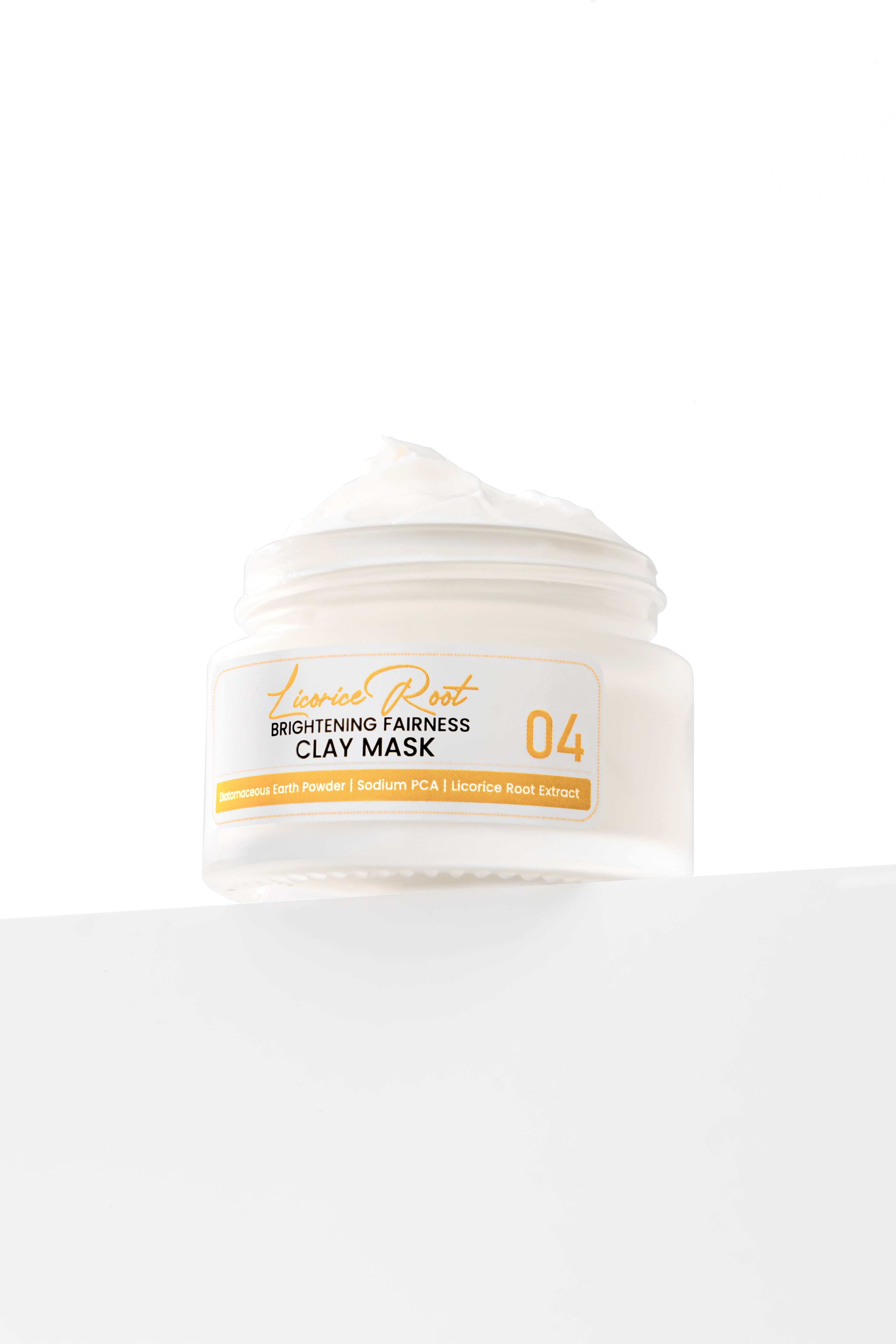 Skinistry Licorice Root Brightening Fairness Clay Mask (30ml)